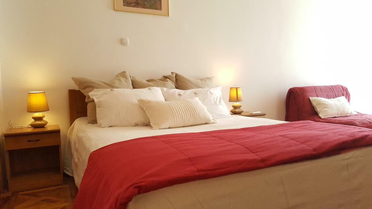 Ferienwohnung Centar Old Town, With Free Private Parking Pula Exterior foto